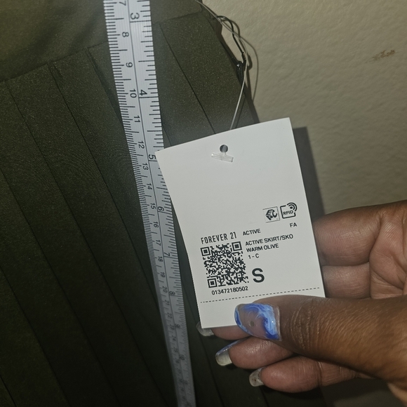 Olive Green Pleated Skirt - Picture 12 of 12